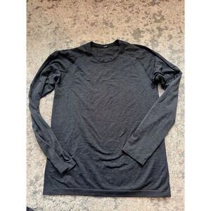 Lululemon Men's Black Long Sleeve Athletic Shirt Crewneck Lightweight Top